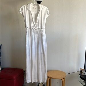 Free People White Maxi Dress with V-Neck and Cap Sleeves
